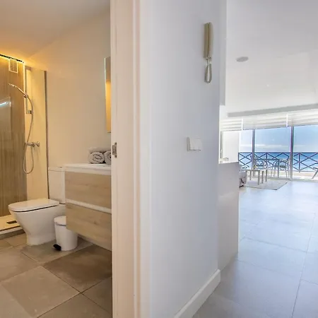 Neptuno 1a019 * Puerto de Santiago (Tenerife)